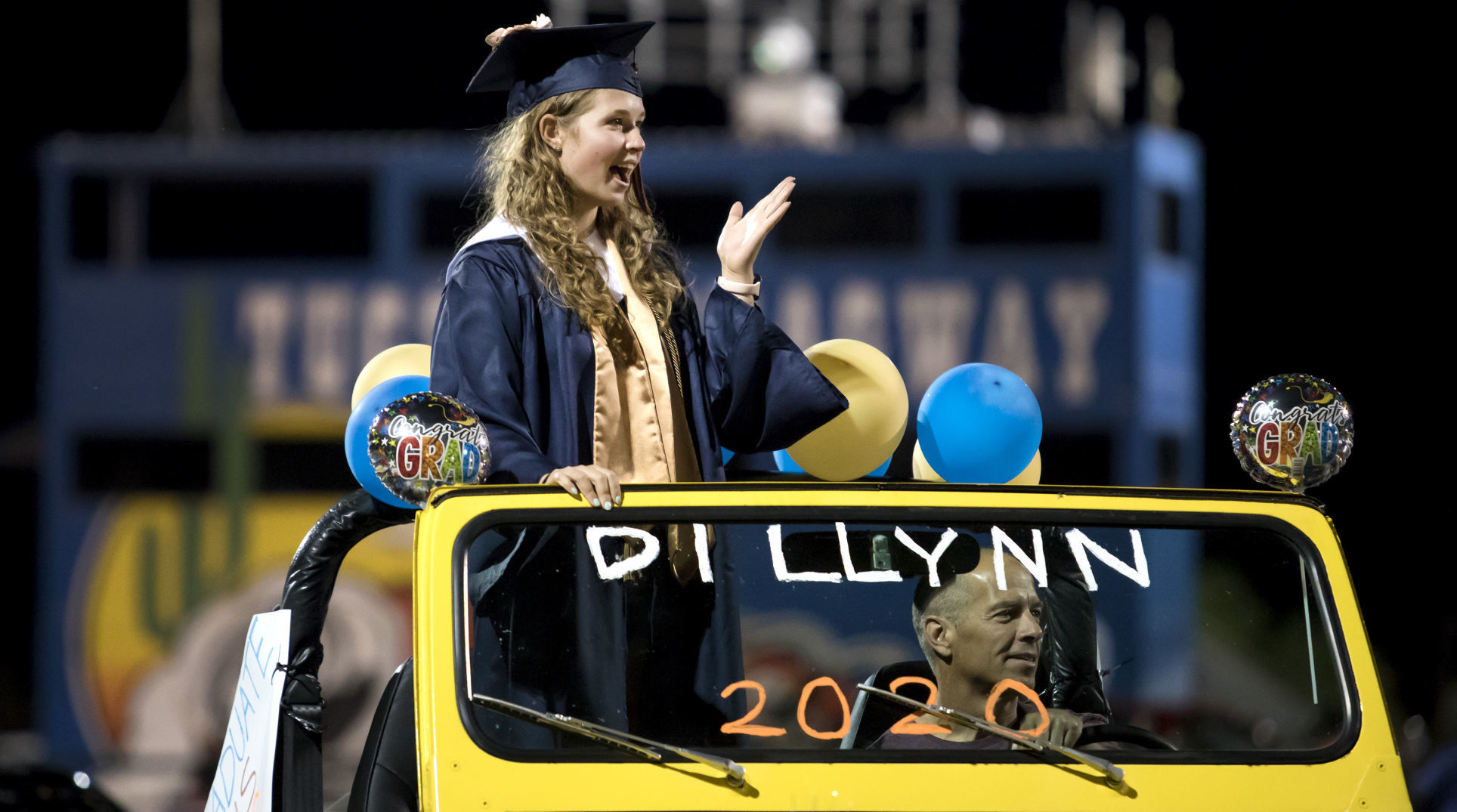 Cienega HS graduation at 蜜柚直播 Dragway